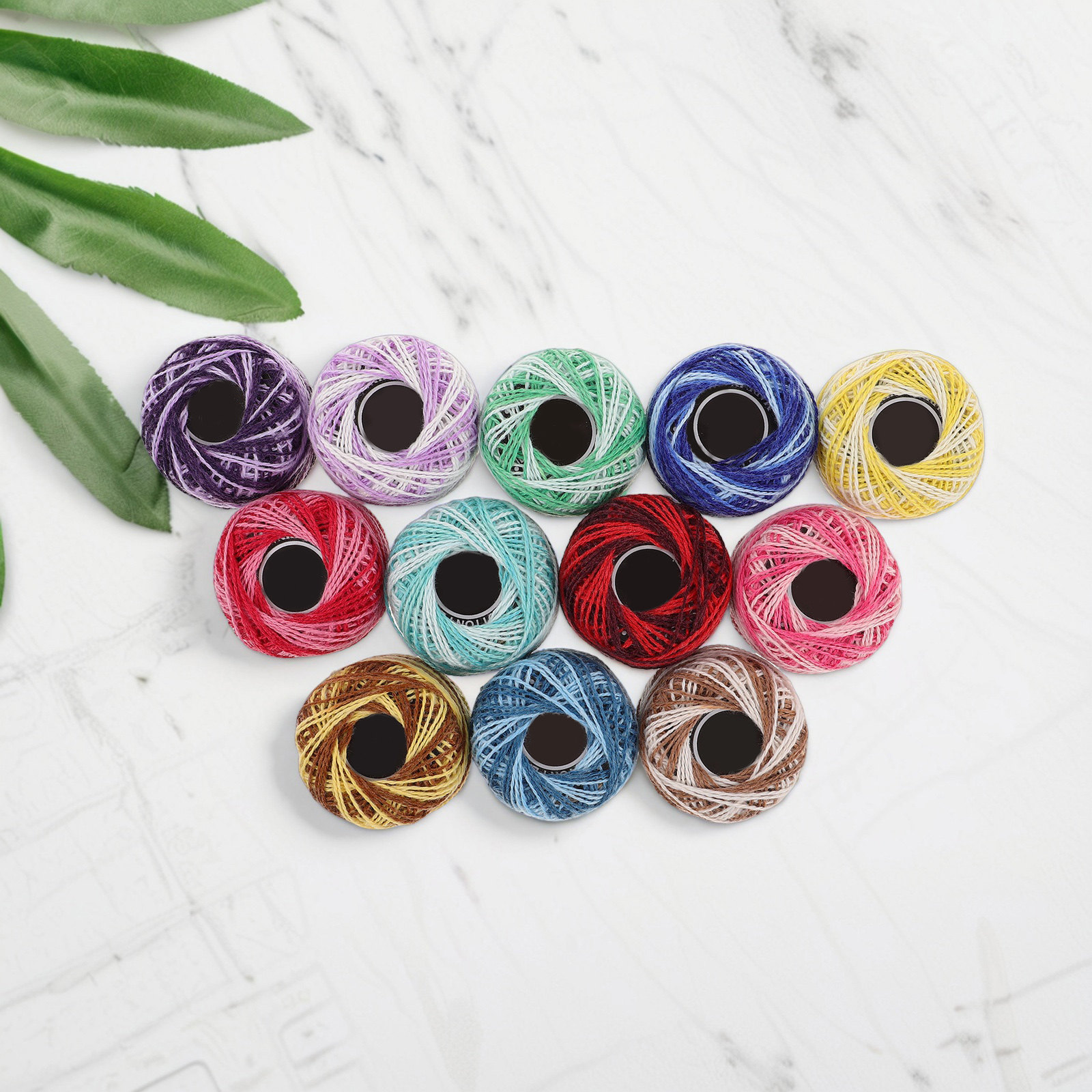 Ensemble de 12 fils à broder e - Embroidery Craft avis et prix