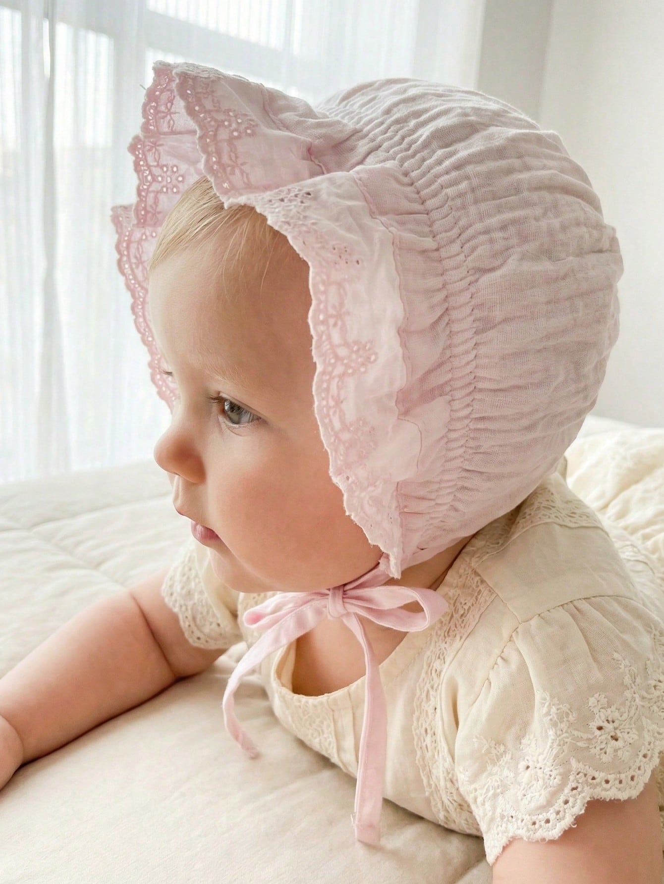 1 pièce Bonnet bébé vintage en - Embroidery Embellishments avis et prix